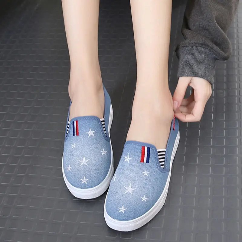 Cresfimix Teenager Student School Black Canvas Slip on Flat Platform Shoes Women Fashion White Shoes Sapatilha Feminina B5711b