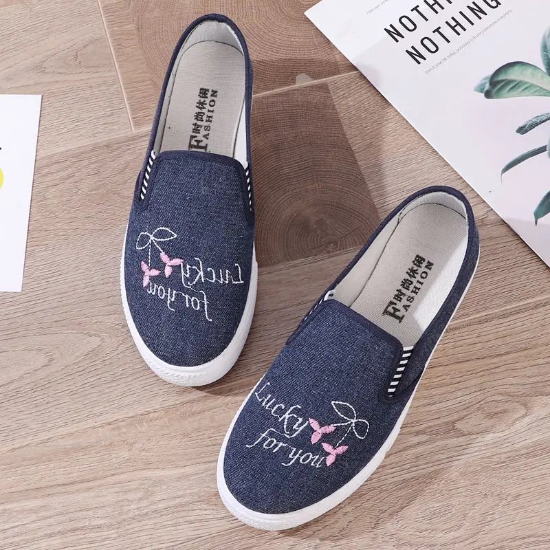 Cresfimix Teenager Student School Black Canvas Slip on Flat Platform Shoes Women Fashion White Shoes Sapatilha Feminina B5711b