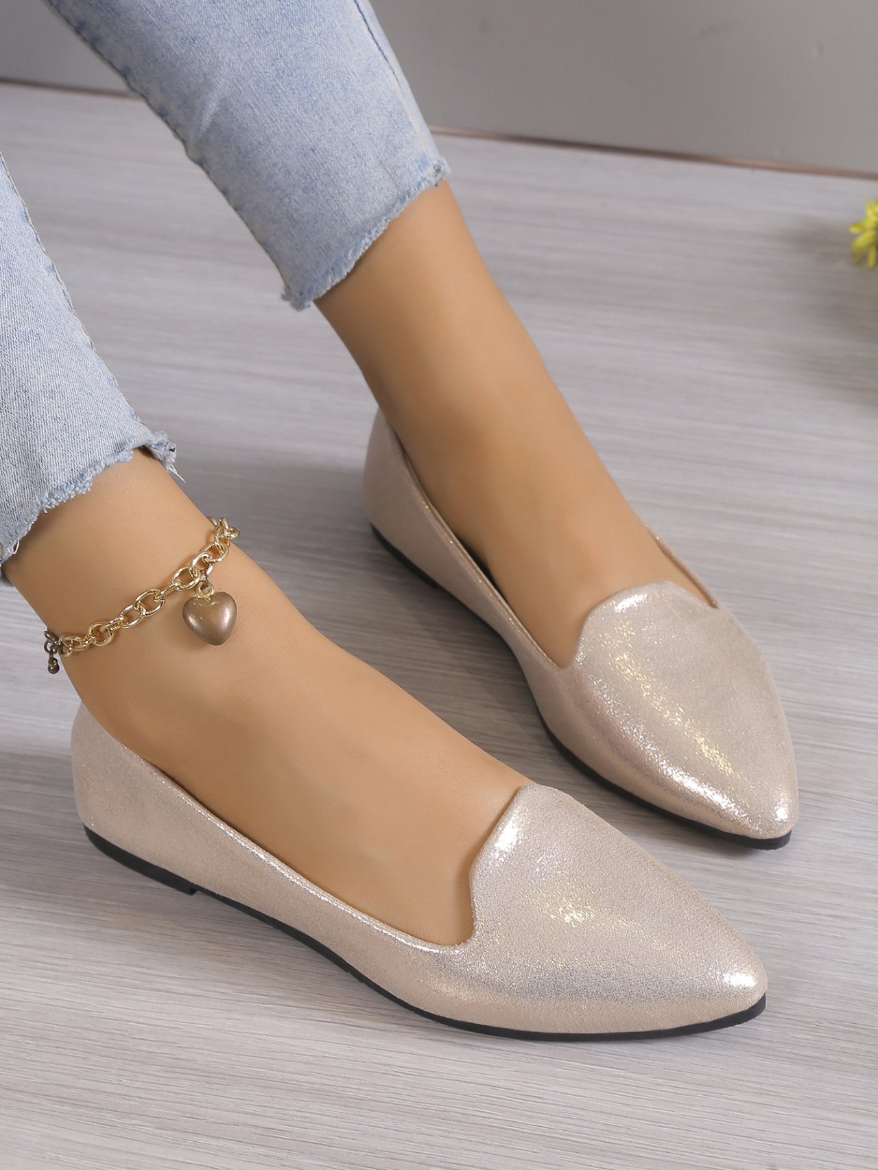 2024 Fashion Slip on Loafers Breathable Stretch Ballet Shallow Flats Women Soft Bottom Pointed Toe Boat Shoes plus size 43 2024 Fashion Slip on Loafers Breathable Stretch Ballet Shallow Flats Women Soft Bottom Pointed Toe Boat Shoes plus size 43