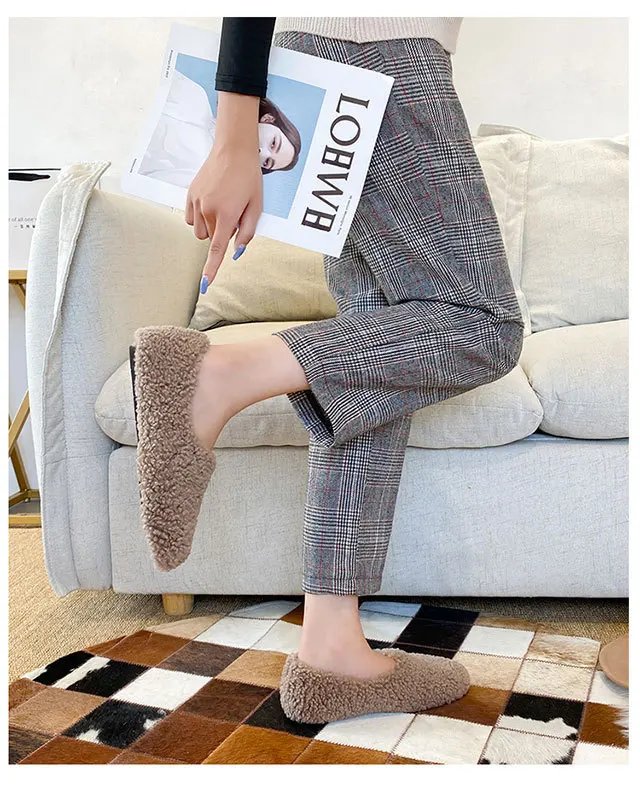 Luxury Lambwool Moccasins Femme Winter Cotton Shoes Women Warm Plush Loafers Comfy Curly Sheep Fur Flats Woman Large Size 40-43