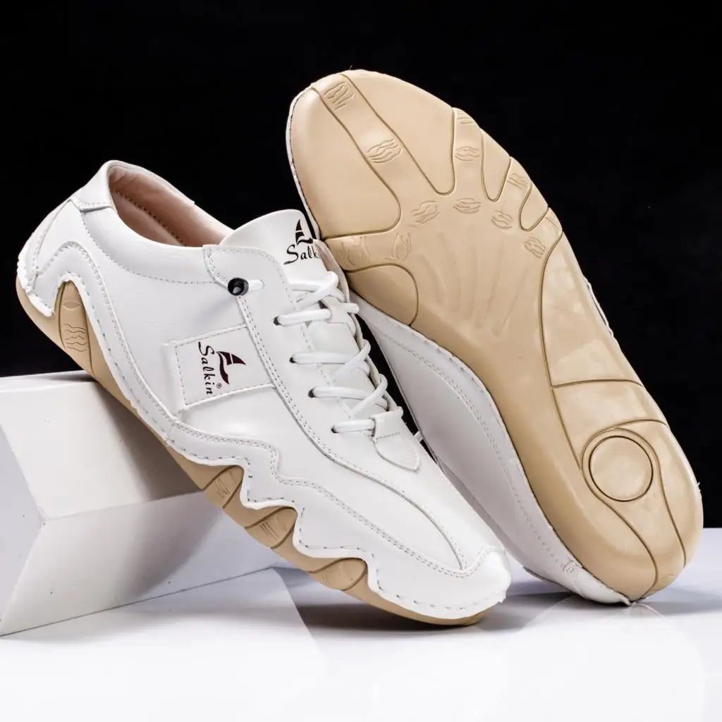 New 2024 Spring Handmade Leather Casual Men Shoes Design Fashion Sneakers Man Loafers Breathable Soft Flat Shoes Driving Shoes