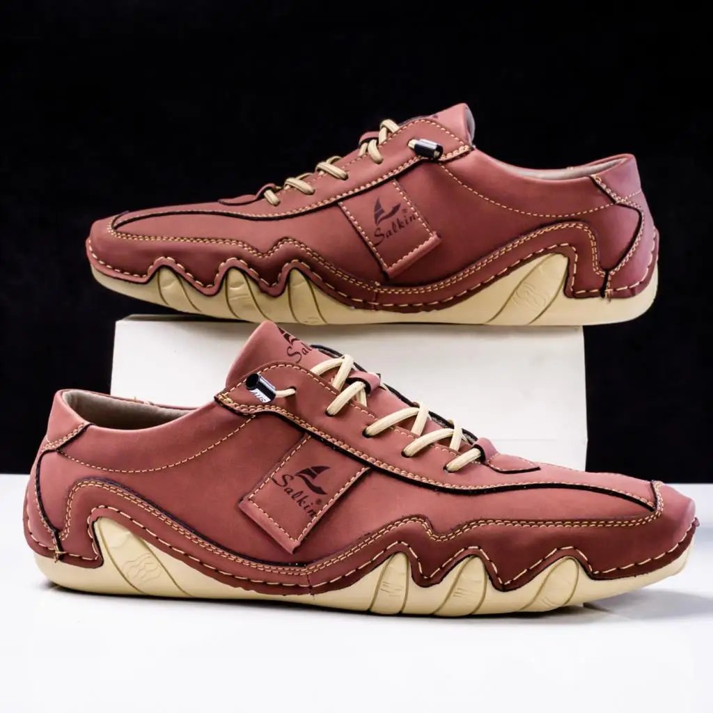 New 2024 Spring Handmade Leather Casual Men Shoes Design Fashion Sneakers Man Loafers Breathable Soft Flat Shoes Driving Shoes