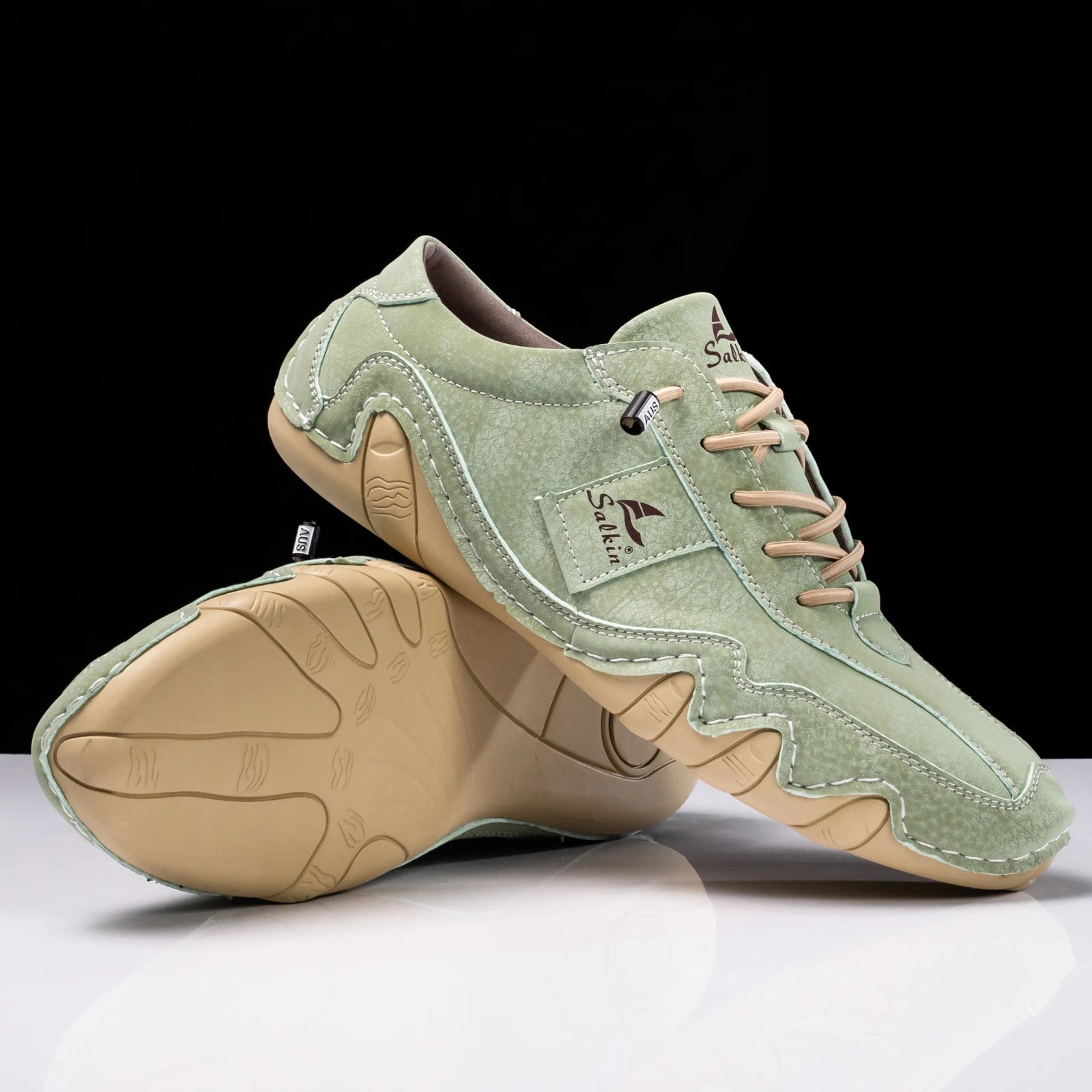 New 2024 Spring Handmade Leather Casual Men Shoes Design Fashion Sneakers Man Loafers Breathable Soft Flat Shoes Driving Shoes