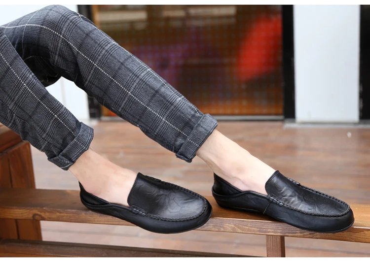 Men Loafers Leather Shoes For Men Casual Shoes Moccasins Breathable Sneakers Men Driving Shoes Comfort Flats