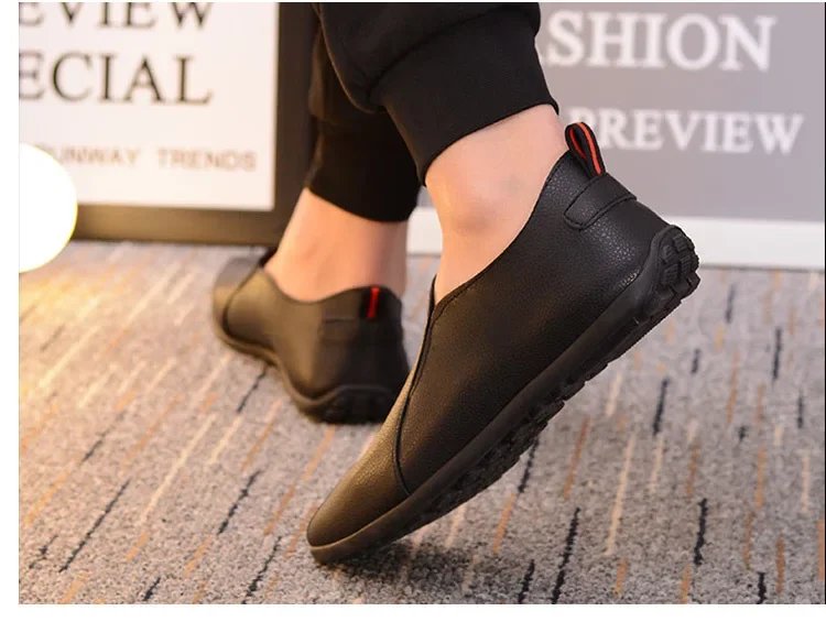 MENs Leather Loafers Casual Driving Shoes for Man Lightweight Slip on Fashion Flats Breathable Comfortable Moccasins