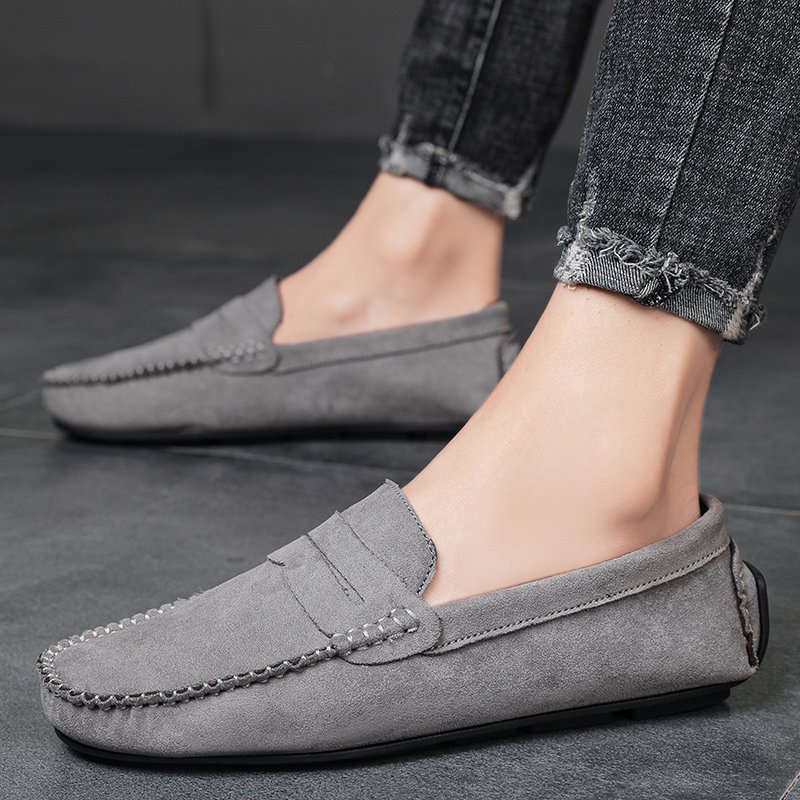 Fashion Lightweight Suede Men Casual Shoes Lazy Shoes Male Breathable Slip-on Mens Driving Shoes Comfortable Loafers Moccasins
