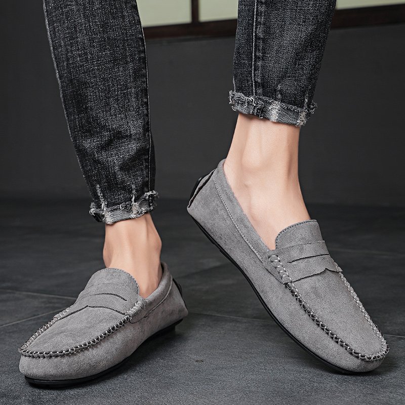 Fashion Lightweight Suede Men Casual Shoes Lazy Shoes Male Breathable Slip-on Mens Driving Shoes Comfortable Loafers Moccasins