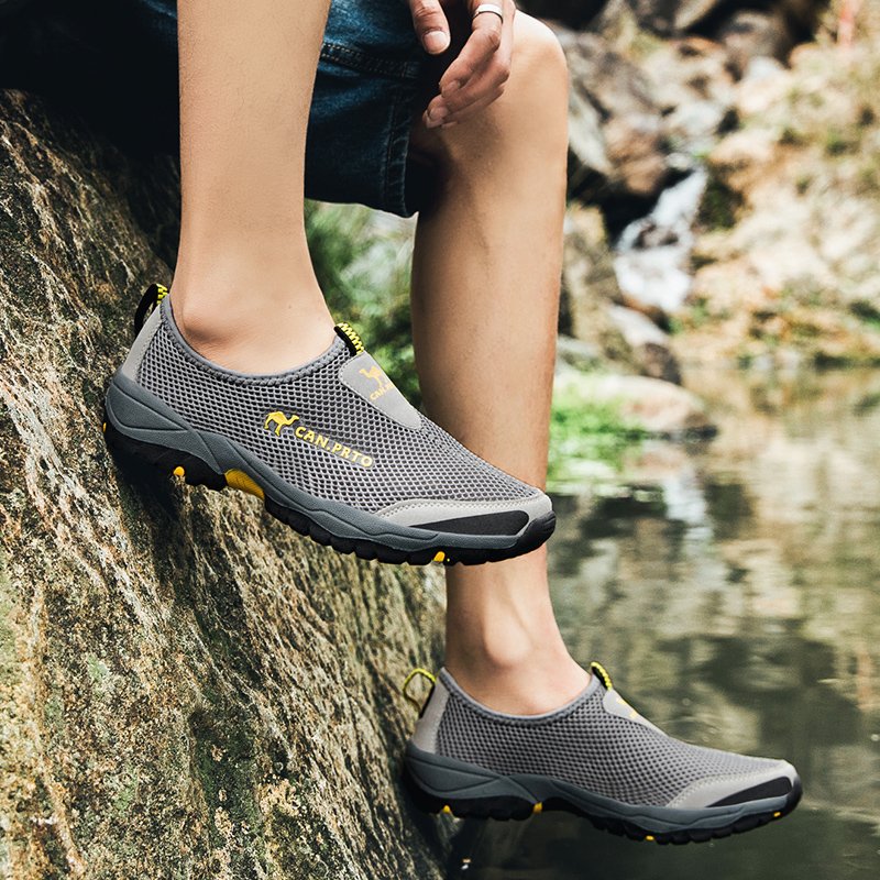 Fashion Summer Shoes Men Casual Shoes Mesh outdoor Breathable Slip-on Flats Men Sneakers Comfortable Water Loafers Zapatillas