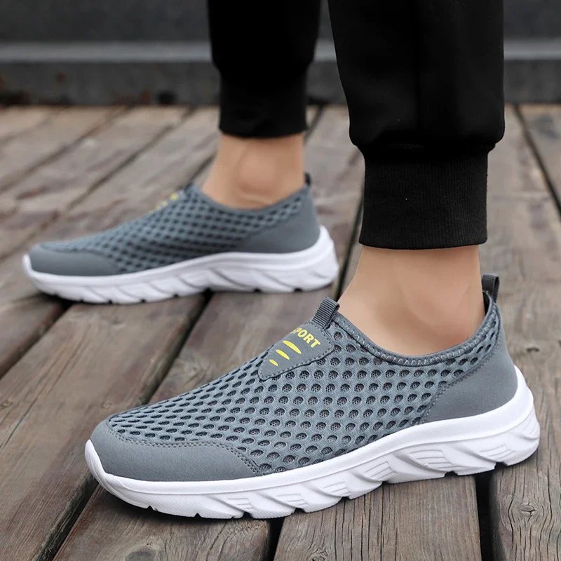2023 New Sneakers Men Breathable Mesh Lightweight Casual Walking Man Shoes Slip-On Driving Men Loafers Zapatos Casuales