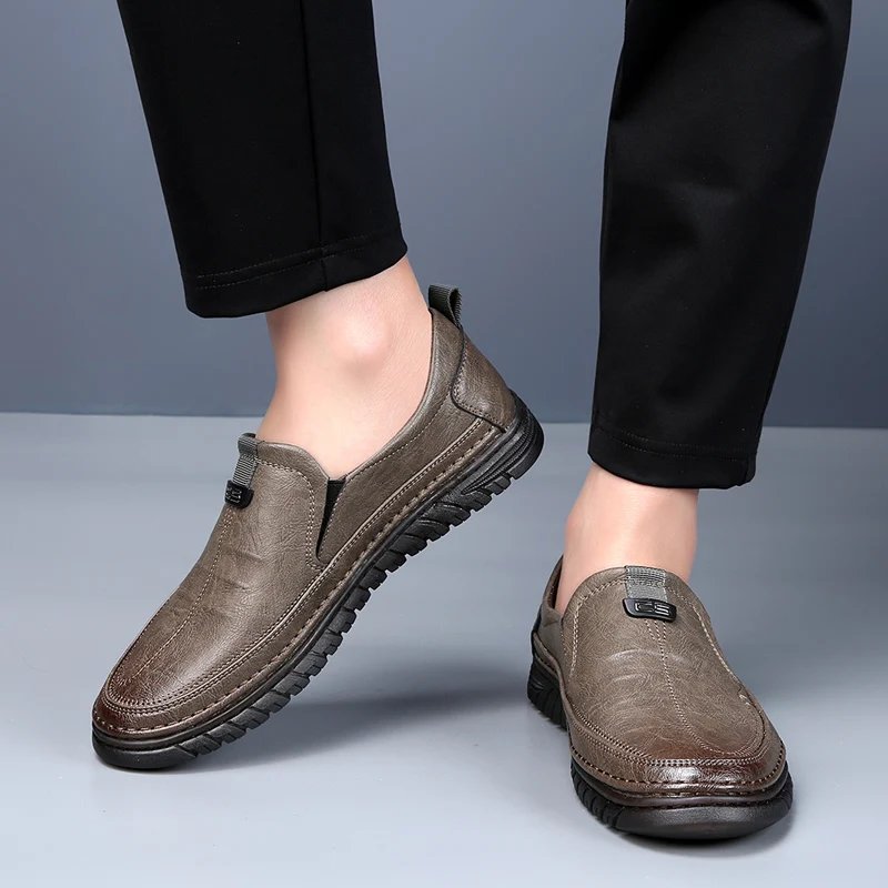 Handmade Cow Leather Shoes for Men Business Casual Shoes Lightweight Soft Bottom Loafers Driving Flat Shoe Slip on Male Footwear