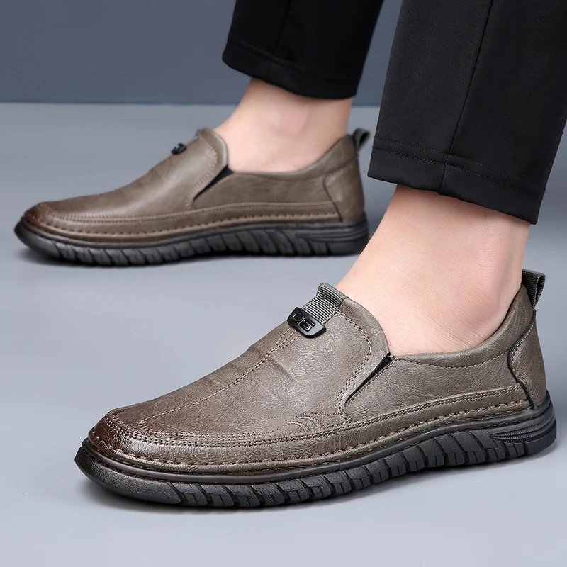 Handmade Cow Leather Shoes for Men Business Casual Shoes Lightweight Soft Bottom Loafers Driving Flat Shoe Slip on Male Footwear
