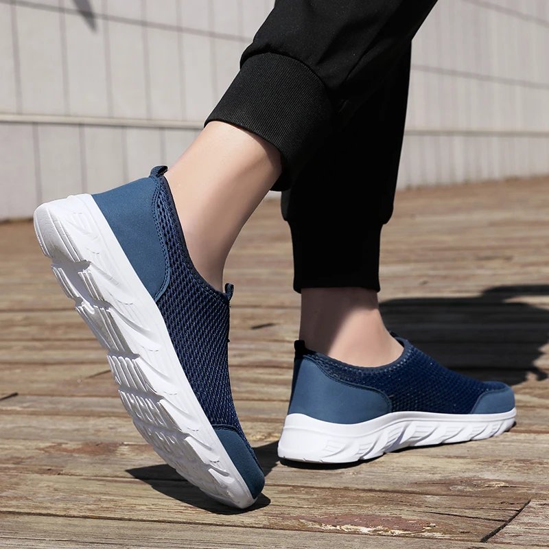 Men Shoes Breathable Mesh Summer Lightweight Hiking Walking Casual Shoes Slip-On Driving Men's Loafers