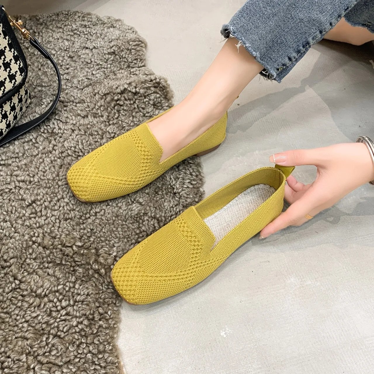 2024 Solid Color Square Toe Mesh Loafers Shallow Women Flats Shoes Soft Bottom Knit Ballet Flats Shoes Casual Slip on Boat Shoes