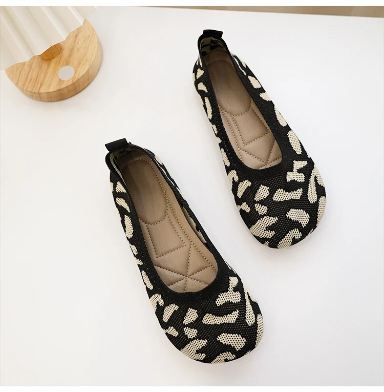 Size 42 Striped Flats Women Loafers Spring Summer Casual Shoes Flat Heel Non-slip Sole Barefoot Shoes TPR Sneakers Square Toe