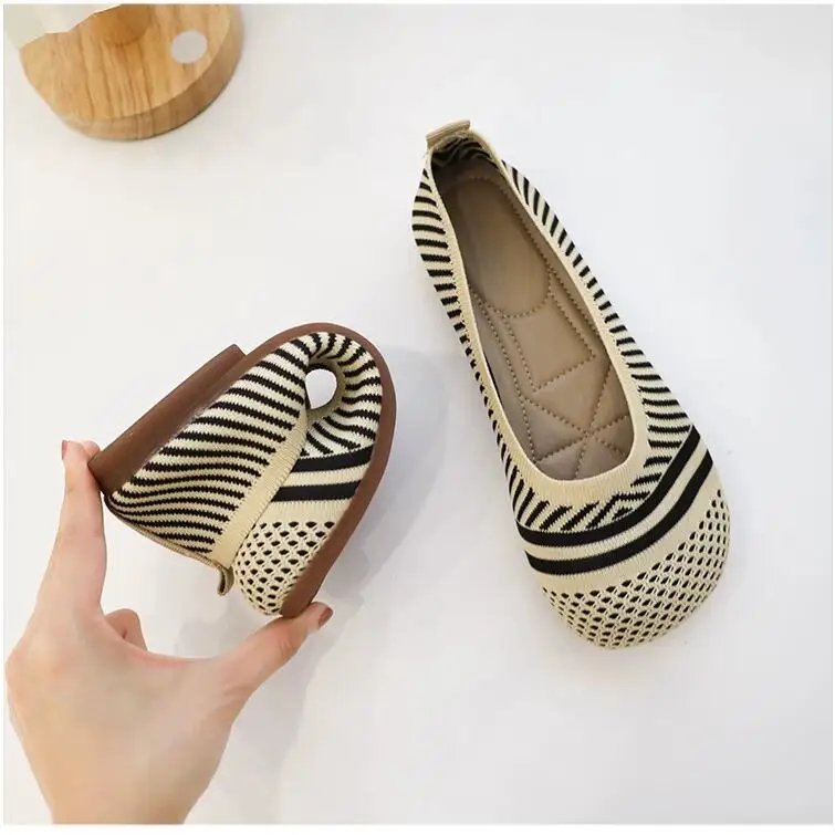 Size 42 Striped Flats Women Loafers Spring Summer Casual Shoes Flat Heel Non-slip Sole Barefoot Shoes TPR Sneakers Square Toe
