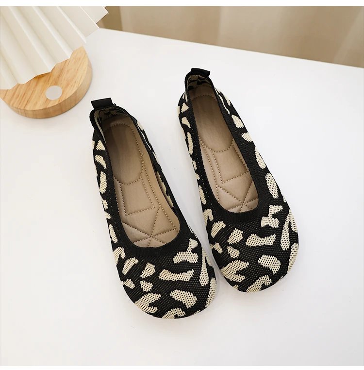 Size 42 Striped Flats Women Loafers Spring Summer Casual Shoes Flat Heel Non-slip Sole Barefoot Shoes TPR Sneakers Square Toe