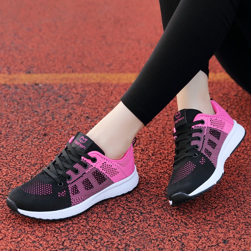Breathable Women Running Shoes Lightweight Anti-slip Female Sports Shoes Outdoor Soft Women's Sneakers Lace Up Fashion Tennis