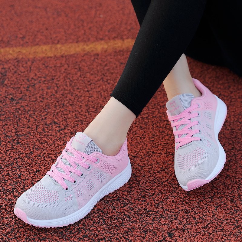 Breathable Women Running Shoes Lightweight Anti-slip Female Sports Shoes Outdoor Soft Women's Sneakers Lace Up Fashion Tennis