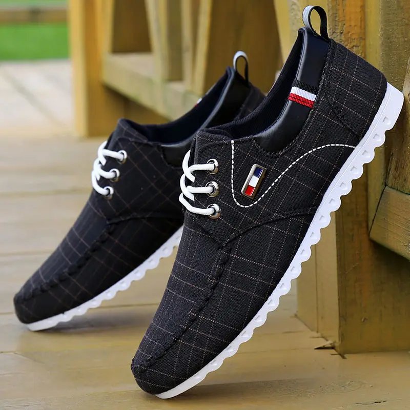 2024 Breathable Solid Color Slip Men Driving Shoes Spring And Autumn New Style Breathable Men's Peas Shoes the British Sneakers