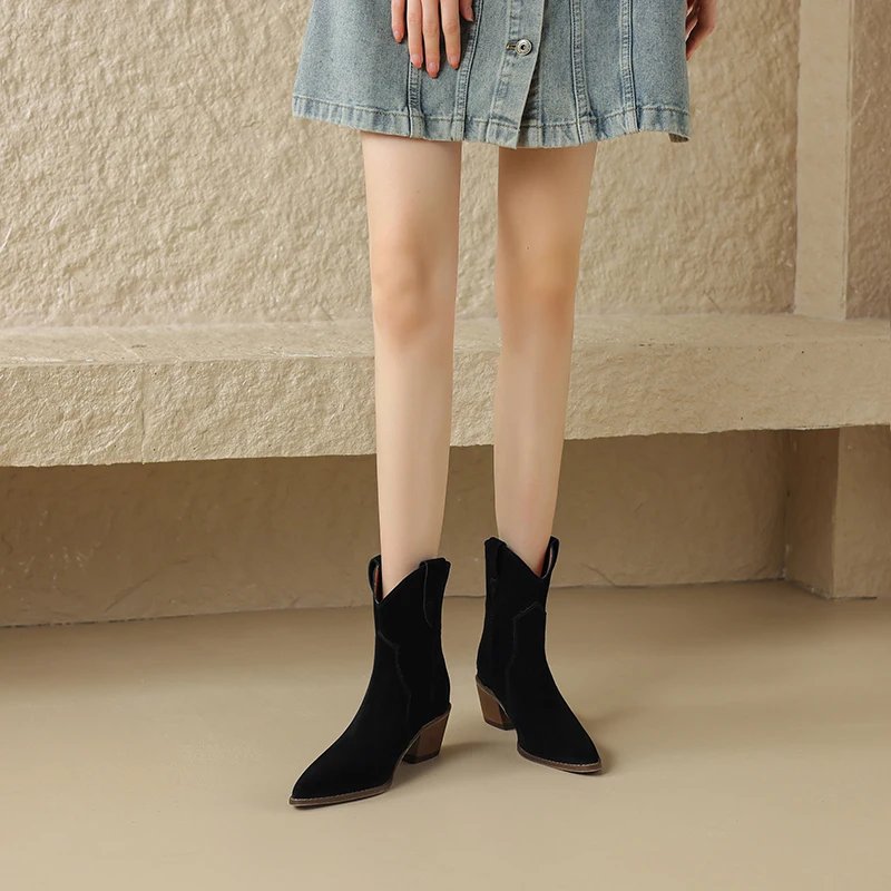 2023 Winter Classic Chelsea Boots for Woman Cow Suede Pointy Toe Wedge Heel Ankle Boots Simple Comfortable Cowboy Boots Female