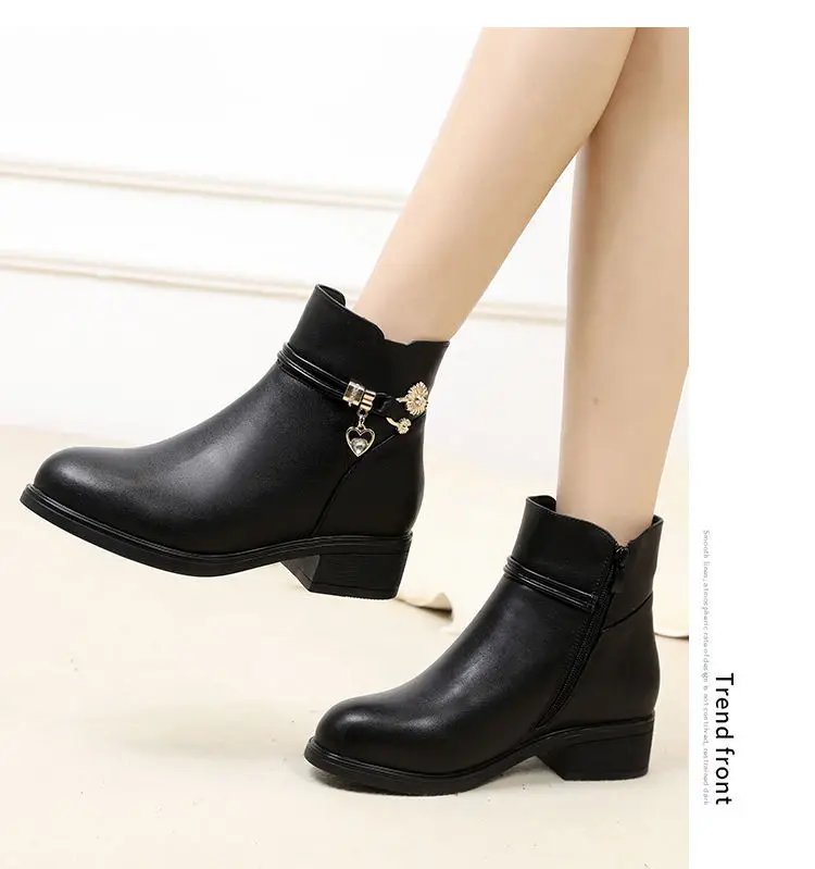Soft Leather Women's Boots 2024 Spring Winter Thick Wool Lined Genuine Leather Woman Snow Boots Women Shoes Platform Boots