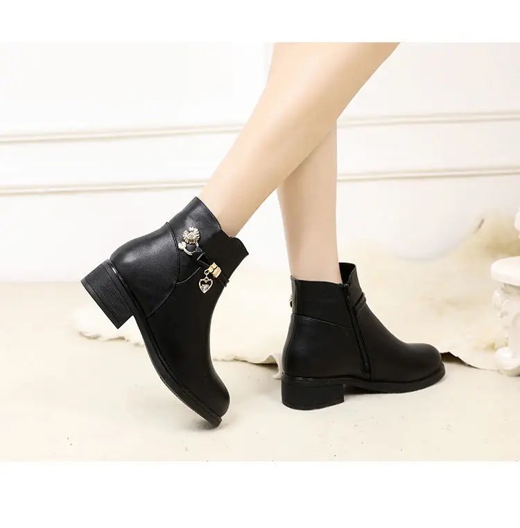 Soft Leather Women's Boots 2024 Spring Winter Thick Wool Lined Genuine Leather Woman Snow Boots Women Shoes Platform Boots
