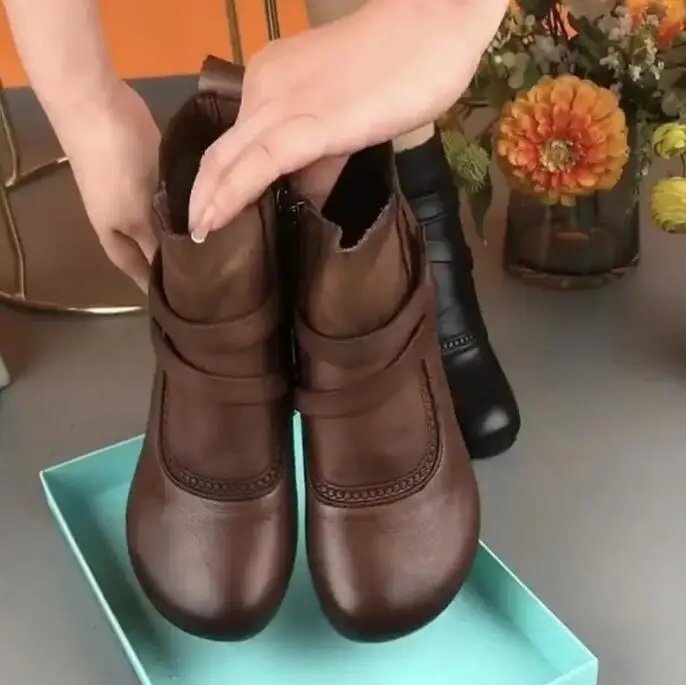 New Fashion Strappy Boots Woman Winter 2023 Shoes for Women Autumn Leather Ankle Boots Hook Loop Booties Ladies Green Retro Shoe