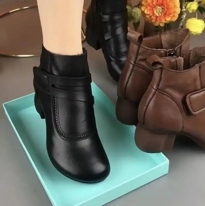 New Fashion Strappy Boots Woman Winter 2023 Shoes for Women Autumn Leather Ankle Boots Hook Loop Booties Ladies Green Retro Shoe