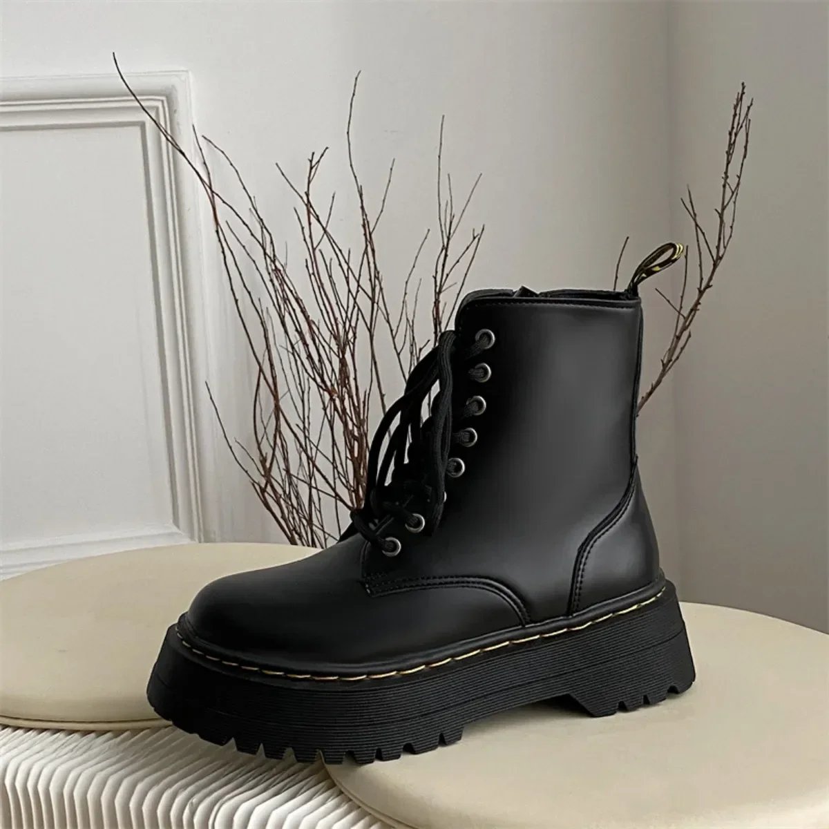 Women Martin Boots Casual Shoes Woman Leather Chelsea Ladie Classic Punk Female Goth Shoes High Platform Boots Women Botas Mujer