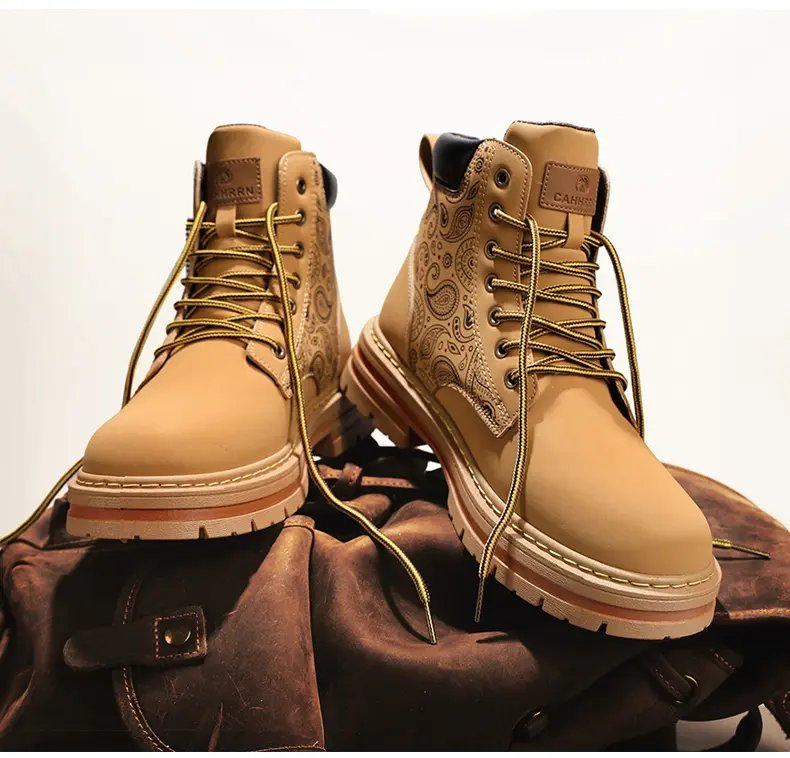 Men Fashion Martins Boots Yellow Luxury Brand Daily Casual Mens Motorcycle Boots High Ankle Walking Shoes Martin Leather Boots