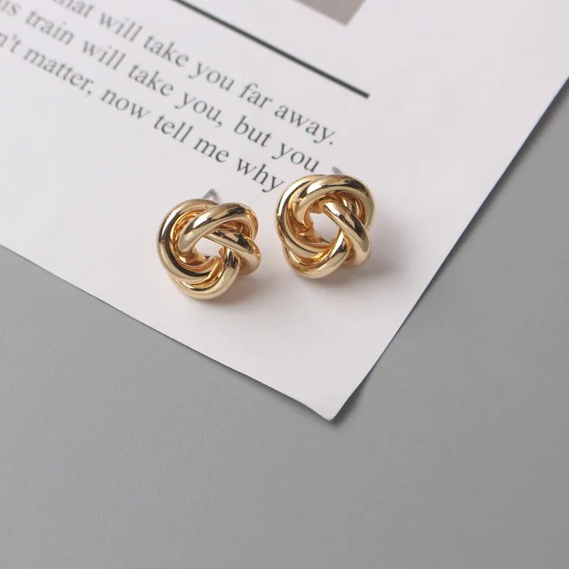 Tiny Metal Stud Earrings for Women Gold Color Twist Round Earrings Small Unusual Earrings boucles d'oreilles Fashion Jewelry Tiny Metal Stud Earrings for Women Gold Color Twist Round Earrings Small Unusual Earrings boucles d'oreilles Fashion Jewelry