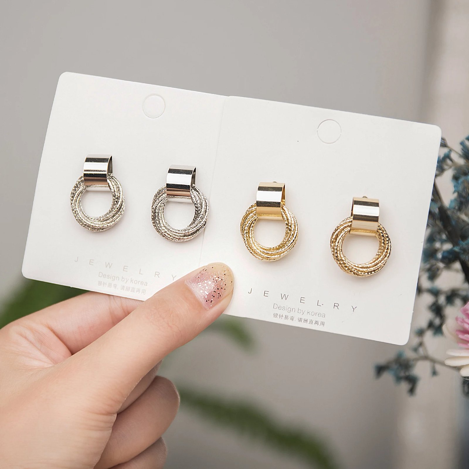 Retro Metal Gold Color Multiple Small Circle Stud Earrings for Women Korean Jewelry Fashion Wedding Party Earrings Jewelry Gift Retro Metal Gold Color Multiple Small Circle Stud Earrings for Women Korean Jewelry Fashion Wedding Party Earrings Jewelry Gift
