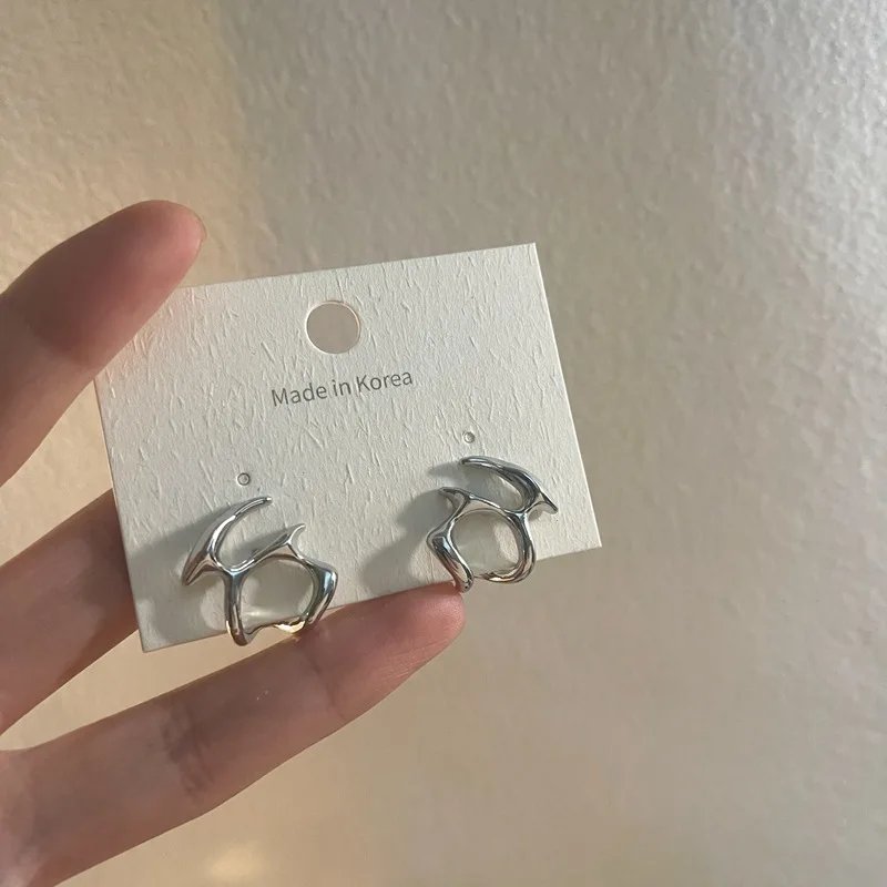 Irregular Liquid Metal Hollow Earrings Style Hip-Hop Punk Fashion Personality Long Earrings Ms Girl Travel Accessories Irregular Liquid Metal Hollow Earrings Style Hip-Hop Punk Fashion Personality Long Earrings Ms Girl Travel Accessories