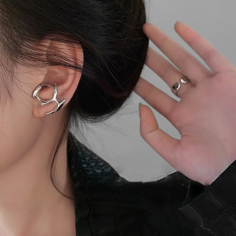 Irregular Liquid Metal Hollow Earrings Style Hip-Hop Punk Fashion Personality Long Earrings Ms Girl Travel Accessories Irregular Liquid Metal Hollow Earrings Style Hip-Hop Punk Fashion Personality Long Earrings Ms Girl Travel Accessories