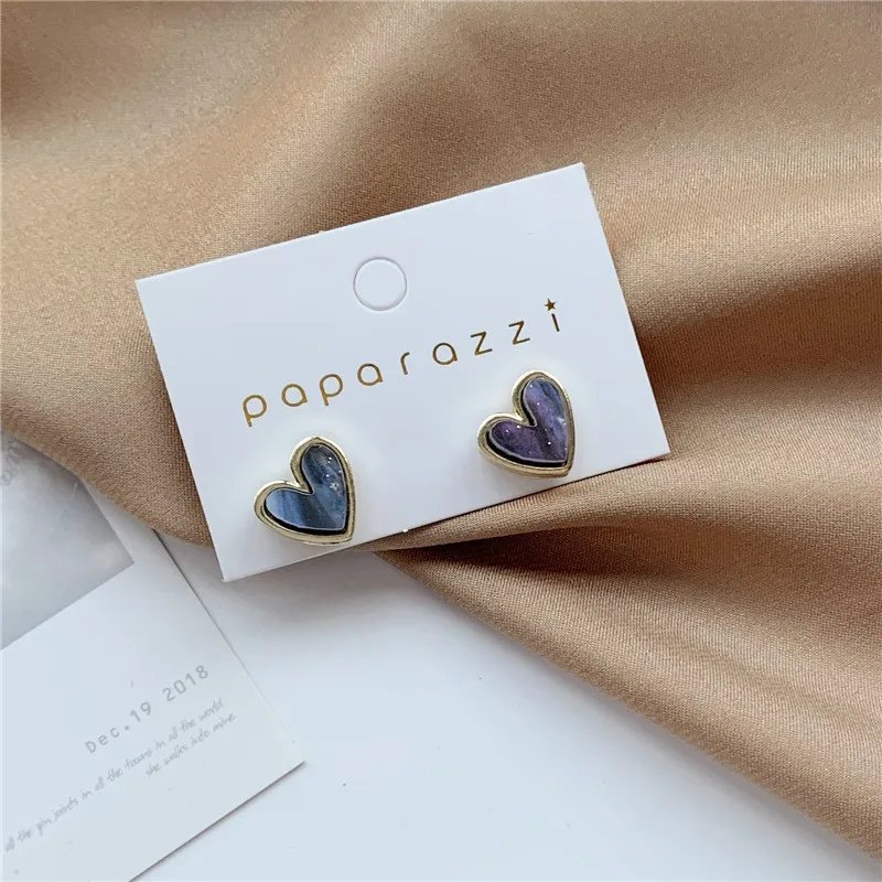 Cute Korean Earrings Heart Bling Zircon Vintage Dark Green Versatile Gold Color Earring for Women Fashion Jewelry 2023 New Gift
