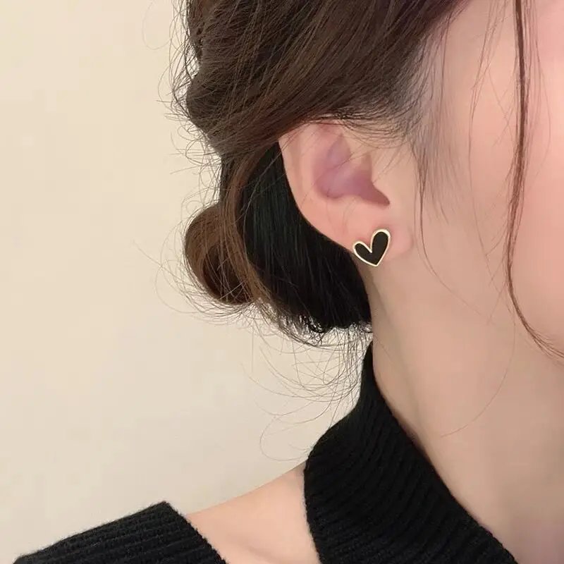 Cute Korean Earrings Heart Bling Zircon Vintage Dark Green Versatile Gold Color Earring for Women Fashion Jewelry 2023 New Gift