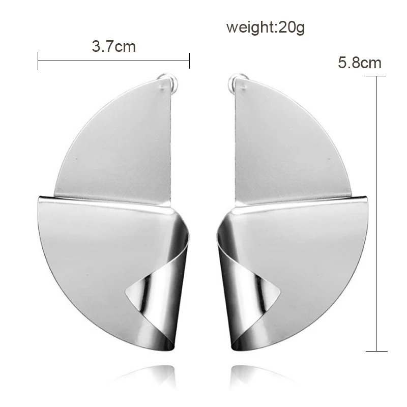 Gold Color Metal Drop Earrings Irregular Hollow Heart Pendants Earrings Twisted Geometric Personality Earrings for Women Gold Color Metal Drop Earrings Irregular Hollow Heart Pendants Earrings Twisted Geometric Personality Earrings for Women