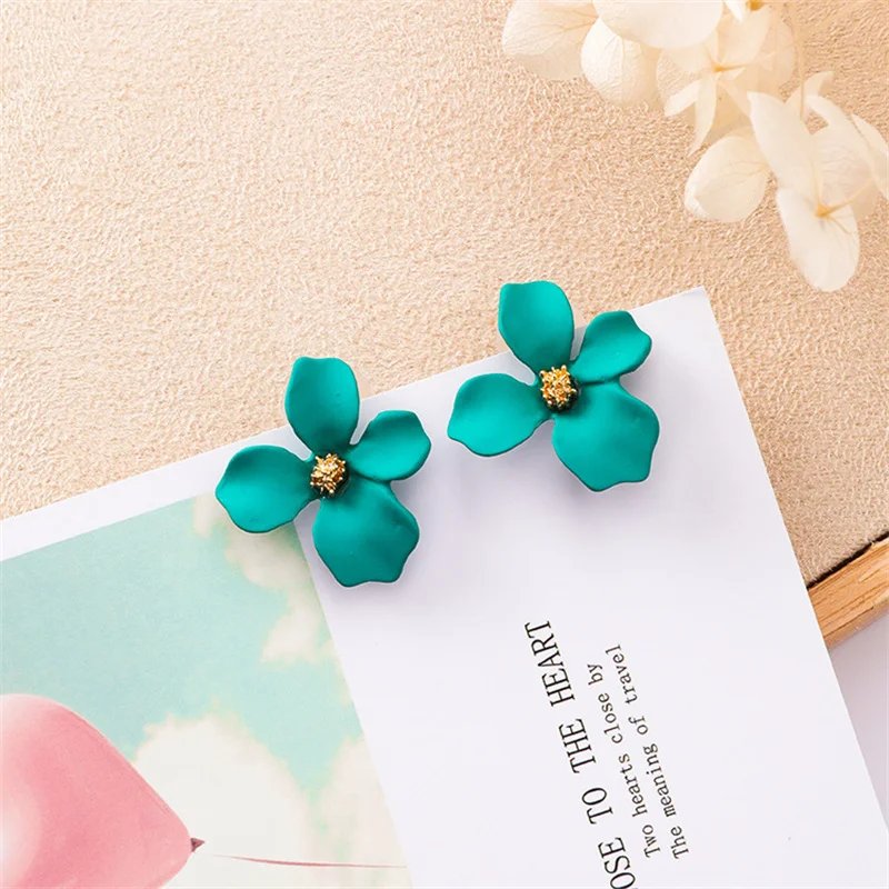 Colorful Metal Dangle Earrings for Women Personality Fashion Drop Earrings Flower Heart Pendants Earrings pendientes mujer Colorful Metal Dangle Earrings for Women Personality Fashion Drop Earrings Flower Heart Pendants Earrings pendientes mujer