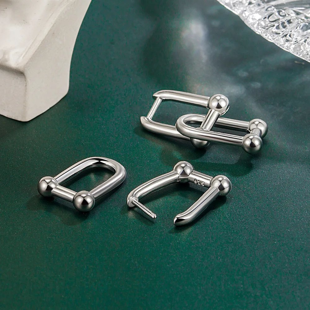 925 Sterling Silver Female Luxury Crystal Round Stud Earrings Vintage Wedding Jewelry White Zircon Stone Earrings Wholesale