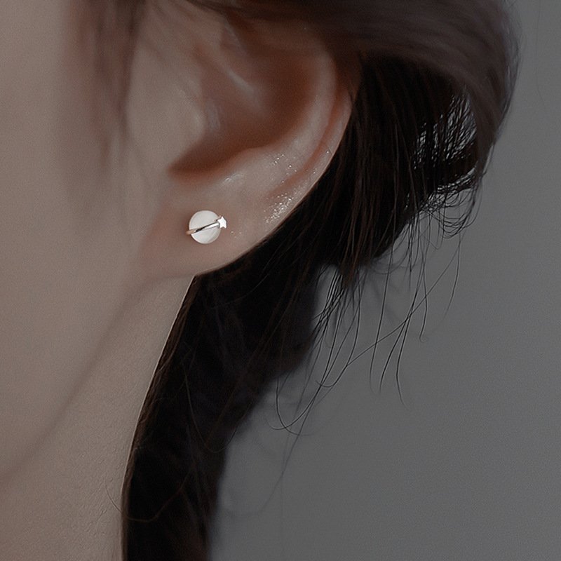 Silver-plate Asymmetric Cute Space Astronaut Planet Opal Stud Earrings for Women Silver Color Lovely Simple Ear Piercing Jewelry Silver-plate Asymmetric Cute Space Astronaut Planet Opal Stud Earrings for Women Silver Color Lovely Simple Ear Piercing Jewelry