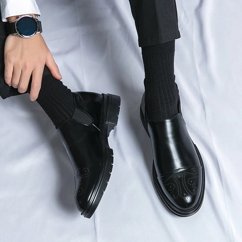 Men's leather shoes new large size fashion low heel thick sole casual loafers men's sports wedding travel shoes men's sneakers