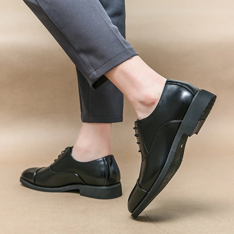 New Men Dress Shoes Luxury Brand Business Leather Shoes for Mens Comfortable Pointed Social Shoe Male Black Casual Wedding Shoes