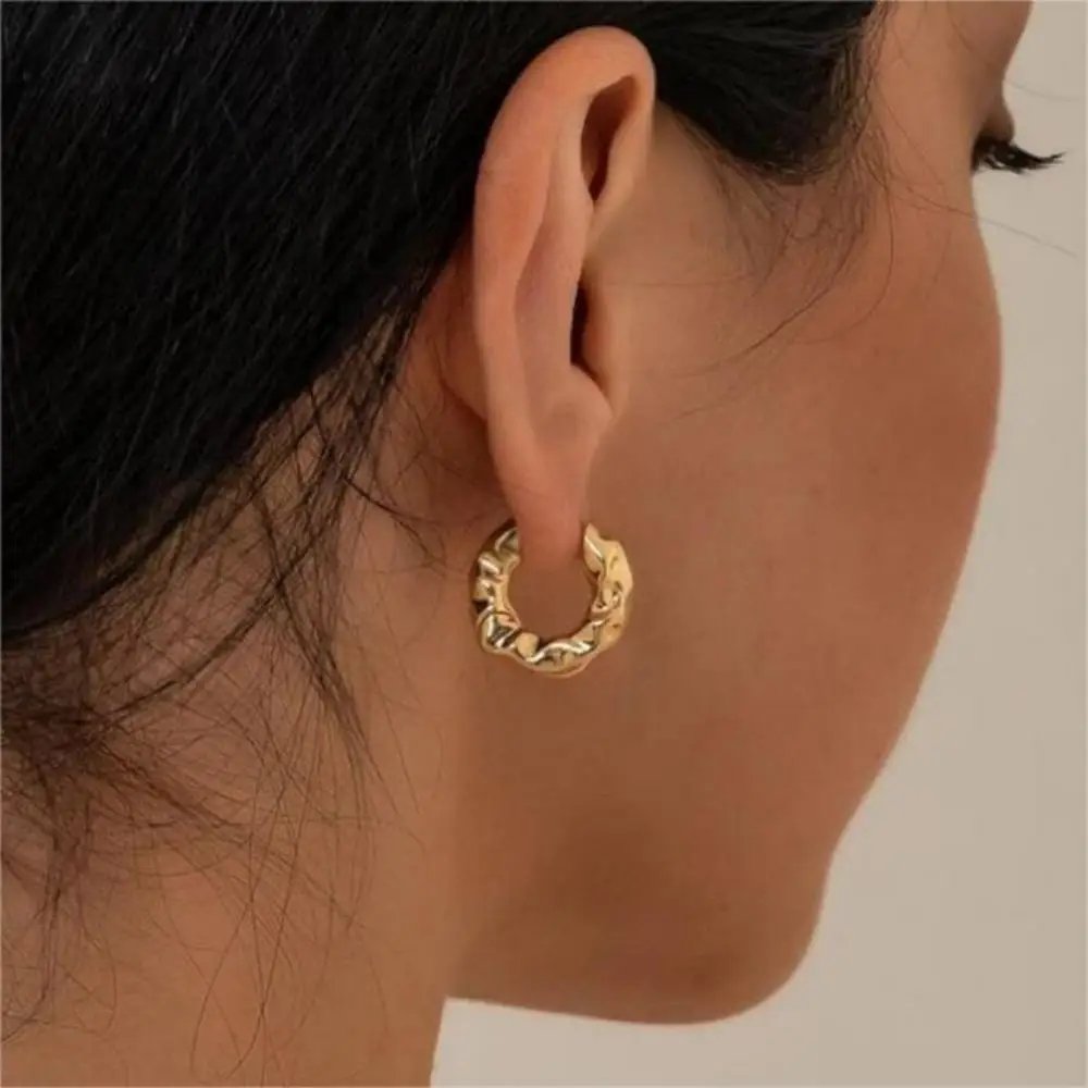 Mariasz Minimalist New Hot Sell Trendy Plated Gold Color Circle Earrings for Women Ear Hoop Earring Classic Jewelry Mariasz Minimalist New Hot Sell Trendy Plated Gold Color Circle Earrings for Women Ear Hoop Earring Classic Jewelry