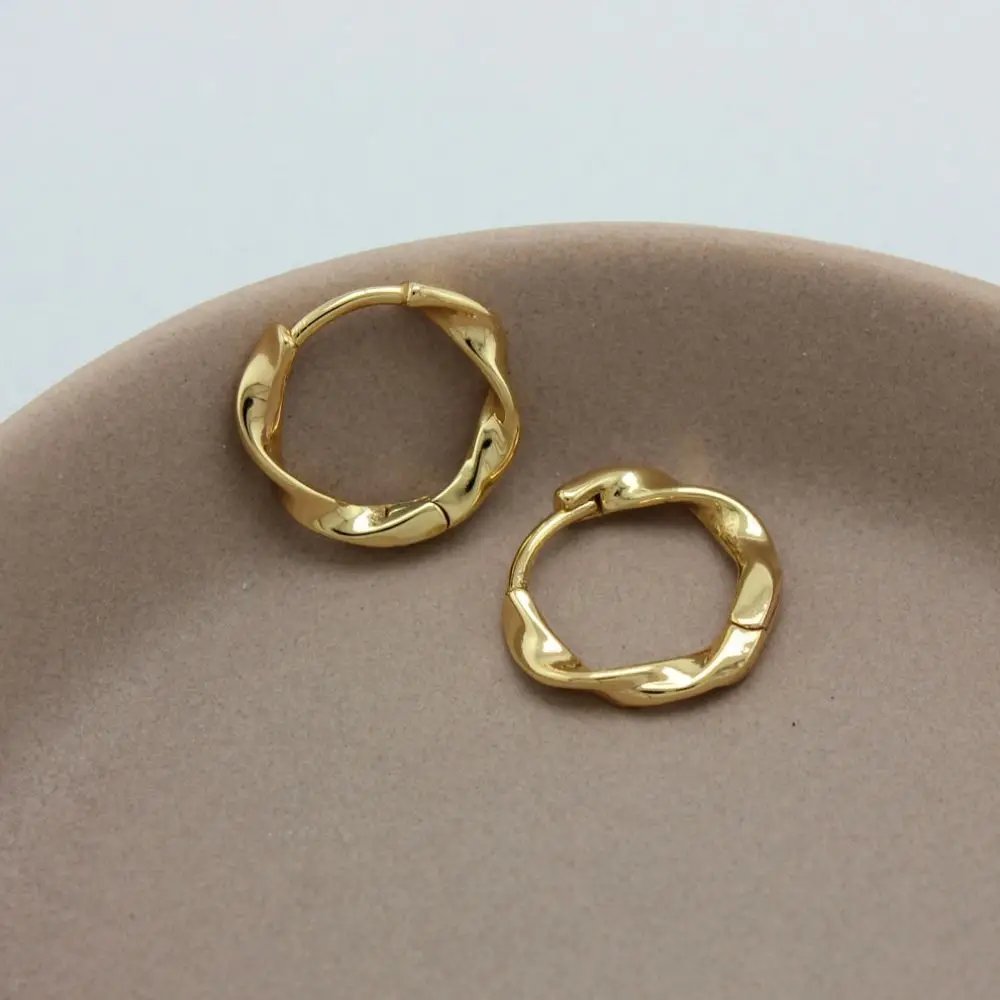 Mariasz Minimalist New Hot Sell Trendy Plated Gold Color Circle Earrings for Women Ear Hoop Earring Classic Jewelry Mariasz Minimalist New Hot Sell Trendy Plated Gold Color Circle Earrings for Women Ear Hoop Earring Classic Jewelry