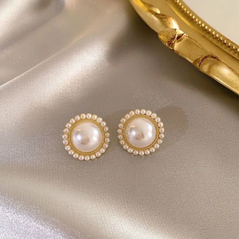 Vintage Dripping Oil Wine Red Retro Stud Earrings For Women Korean Pearl Flower Heart Shape Geometric Earring High Sense Jewelry Vintage Dripping Oil Wine Red Retro Stud Earrings For Women Korean Pearl Flower Heart Shape Geometric Earring High Sense Jewelry