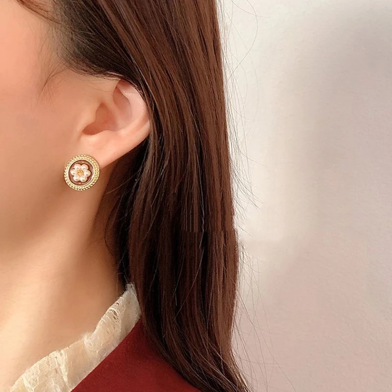 Vintage Dripping Oil Wine Red Retro Stud Earrings For Women Korean Pearl Flower Heart Shape Geometric Earring High Sense Jewelry Vintage Dripping Oil Wine Red Retro Stud Earrings For Women Korean Pearl Flower Heart Shape Geometric Earring High Sense Jewelry