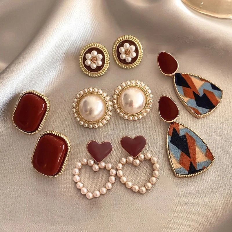 Vintage Dripping Oil Wine Red Retro Stud Earrings For Women Korean Pearl Flower Heart Shape Geometric Earring High Sense Jewelry Vintage Dripping Oil Wine Red Retro Stud Earrings For Women Korean Pearl Flower Heart Shape Geometric Earring High Sense Jewelry