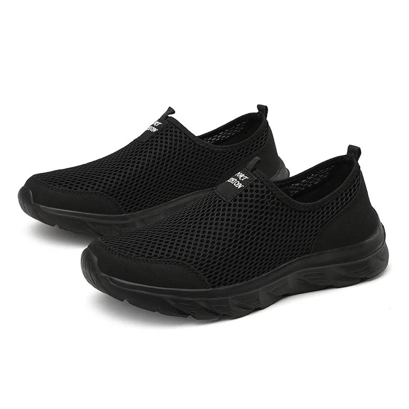 2023 Lightweight Men Casual Shoes Breathable Slip on Male Casual Sneakers Anti-slip Men's Flats Outdoor Walking Shoes Size 39-47