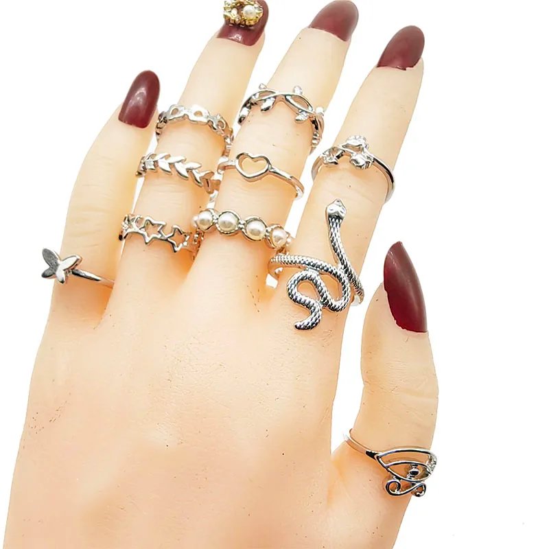 30pc/Lot Gold Color Finger Rings For Girls New Love Snake Animal Butterfly Cutout Star Pearl Thin Joint Ring Party Jewelry Women