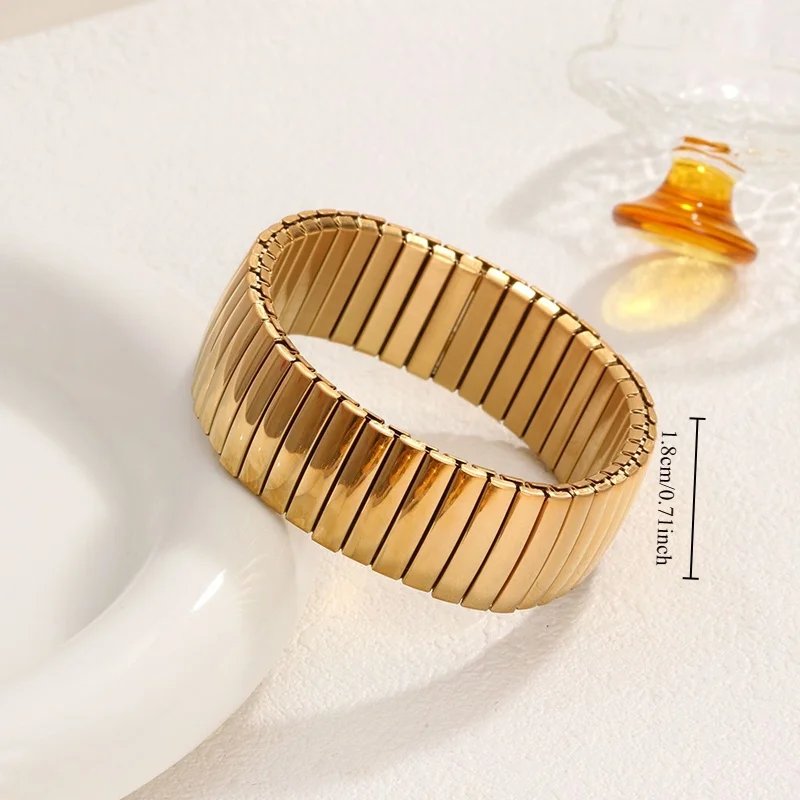 Loe| Titanium Steel Elastic Bracelet for Women.Heart Shape.1Pcs.Gold Plated Punk Jewelry.Hip Hop. New Design